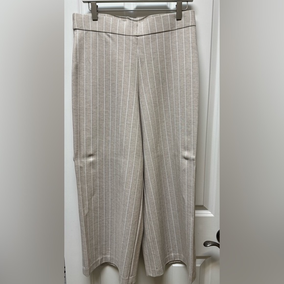 Jones New York Pants - Jones New York knit pinstripe crop pants